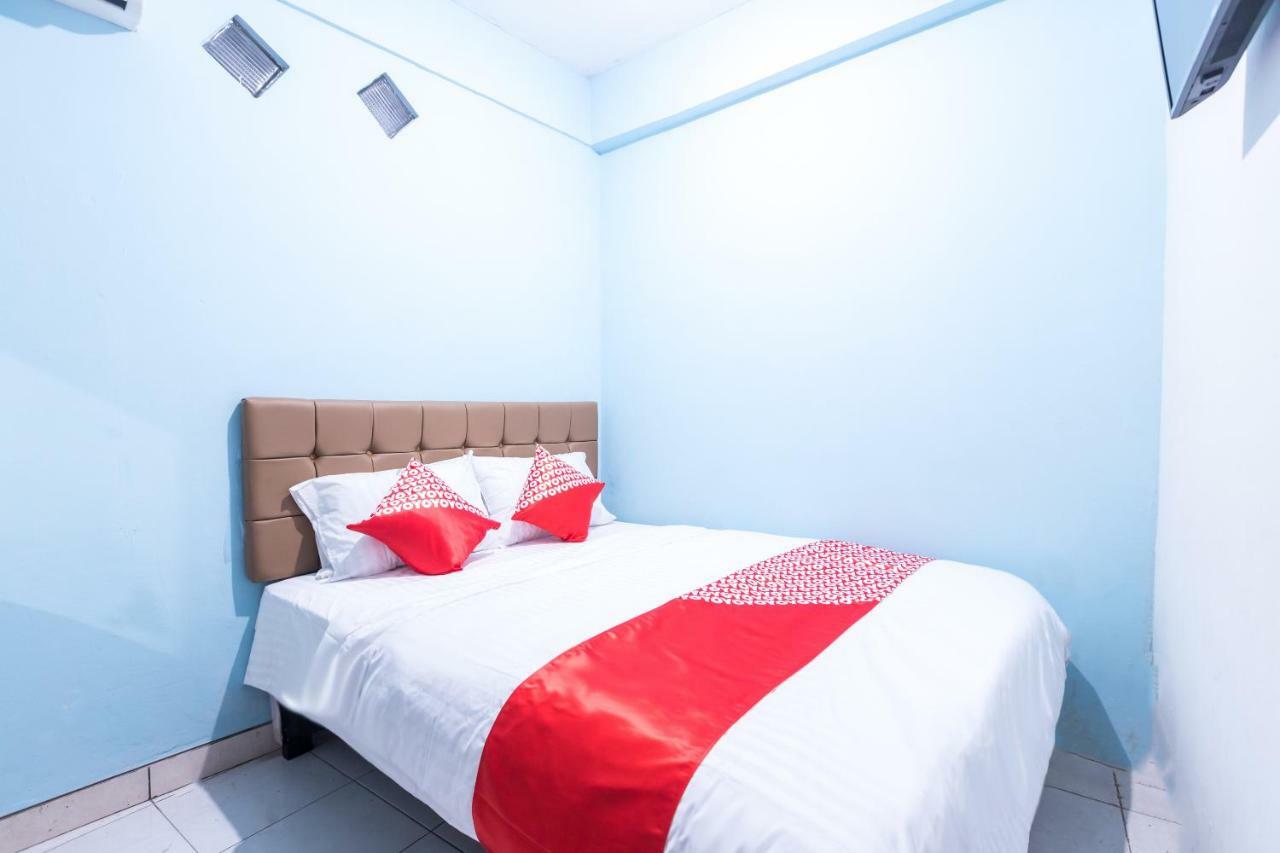 OYO 1516 Cemara Gading Bogor Exterior foto